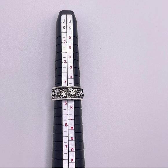 1 Variety Pack Of Silver Plated Boho Pinky Rings Sizes Varry - Picture 9 of 13